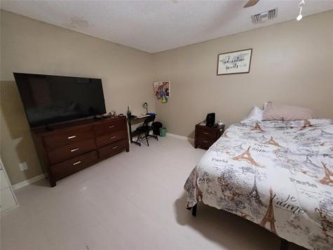 1146 N University Drive Plantation FL 33322
