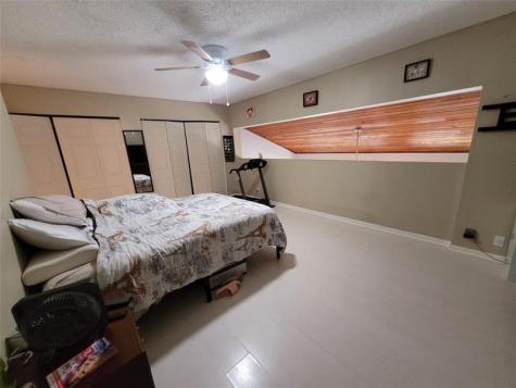 1146 N University Drive Plantation FL 33322