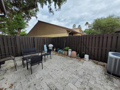 1146 N University Drive Plantation FL 33322