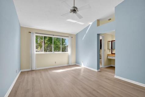 2024 Discovery Circle Deerfield Beach FL 33442