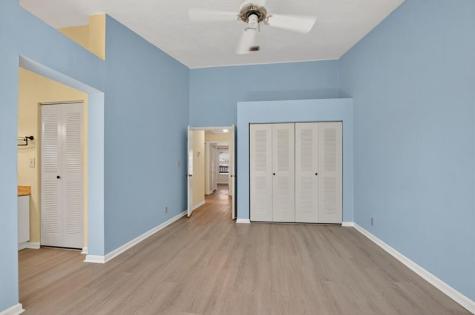 2024 Discovery Circle Deerfield Beach FL 33442