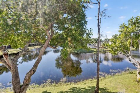 2024 Discovery Circle Deerfield Beach FL 33442