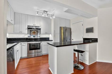 2024 Discovery Circle Deerfield Beach FL 33442