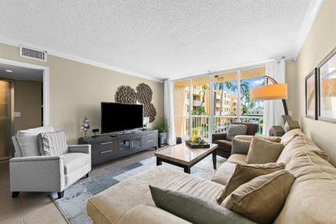 1341 SE 3rd Avenue Dania Beach FL 33004