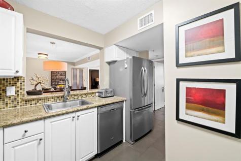 1341 SE 3rd Avenue Dania Beach FL 33004