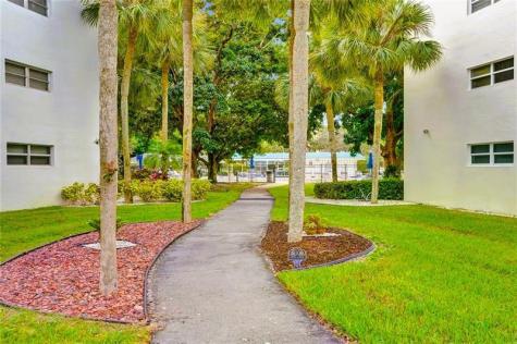 3001 Portofino Isle Coconut Creek FL 33066