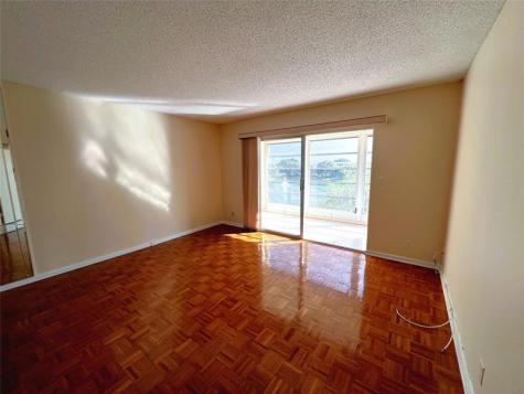 1702 Andros Isle Coconut Creek FL 33066