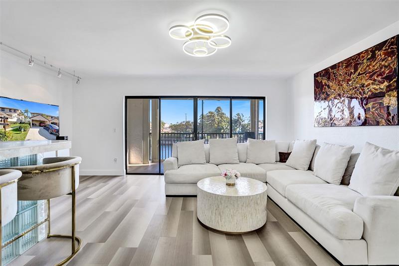 270 Captains Walk Delray Beach FL 33483