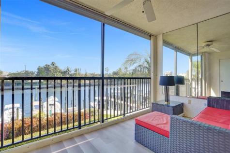 270 Captains Walk Delray Beach FL 33483