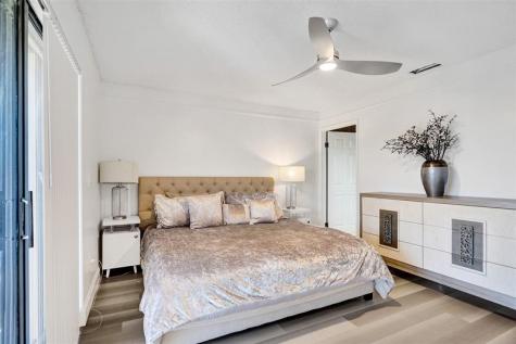 270 Captains Walk Delray Beach FL 33483