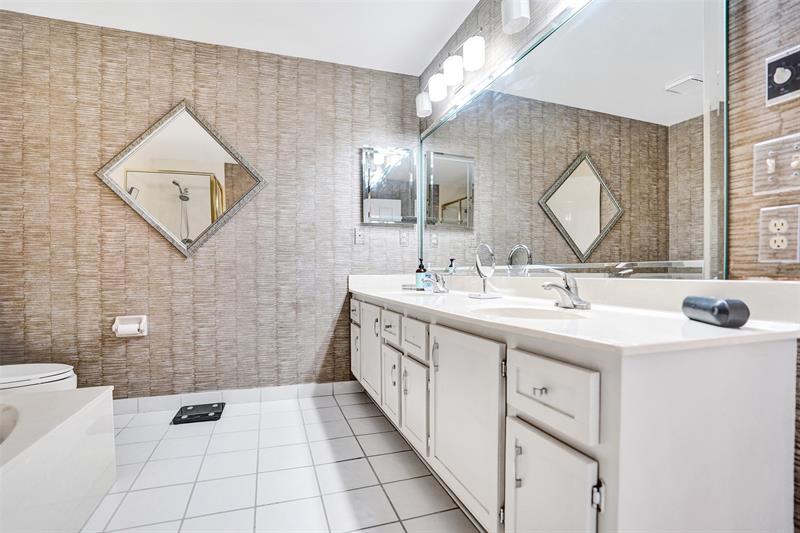 270 Captains Walk Delray Beach FL 33483