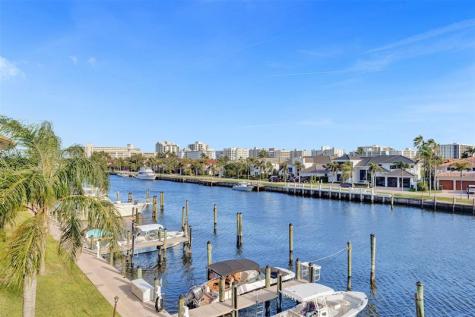 270 Captains Walk Delray Beach FL 33483
