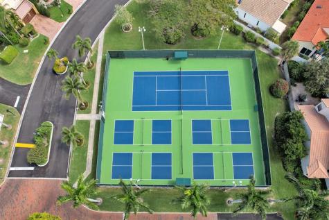 270 Captains Walk Delray Beach FL 33483