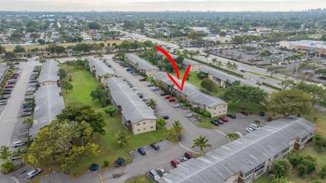 7300 NW 4 Place Margate FL 33063