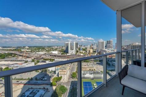 851 NE 1st Avenue Miami FL 33132