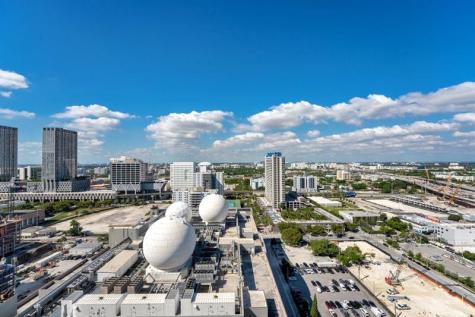 851 NE 1st Avenue Miami FL 33132