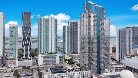 851 NE 1st Avenue Miami FL 33132