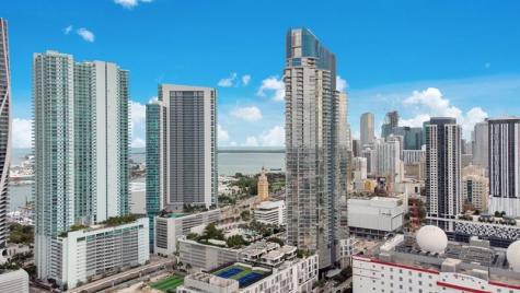 851 NE 1st Avenue Miami FL 33132