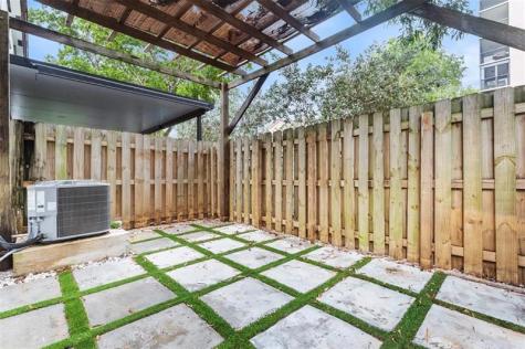 340 NE 208th Terrace Miami FL 33179