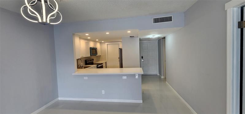 2801 N Palm Aire Drive Pompano Beach FL 33069