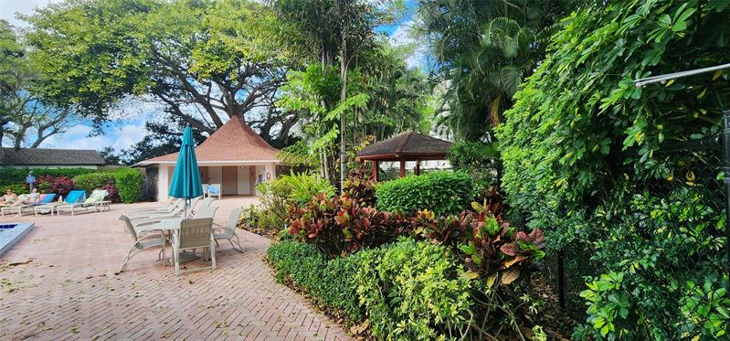 2801 N Palm Aire Drive Pompano Beach FL 33069