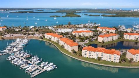 9 Harbour Isle Drive Hutchinson Island FL 34949