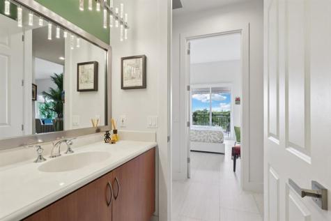 2633 NE 14th Avenue Wilton Manors FL 33305