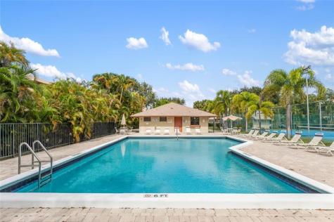 1759 NE 39th Court Pompano Beach FL 33064