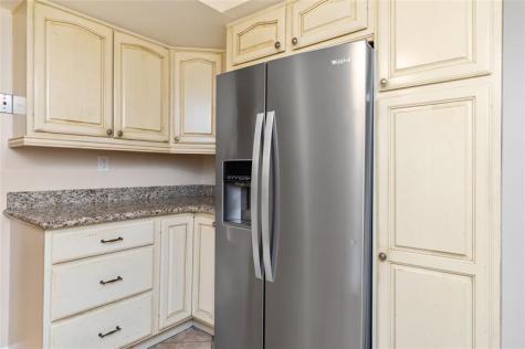 1759 NE 39th Court Pompano Beach FL 33064
