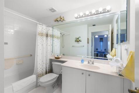 7647 Southampton Terrace Tamarac FL 33321