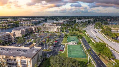 7647 Southampton Terrace Tamarac FL 33321