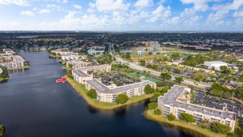 7647 Southampton Terrace Tamarac FL 33321