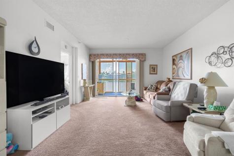 7647 Southampton Terrace Tamarac FL 33321