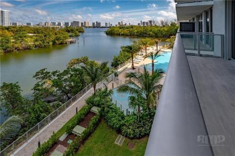 16385 Biscayne Boulevard Aventura FL 33160