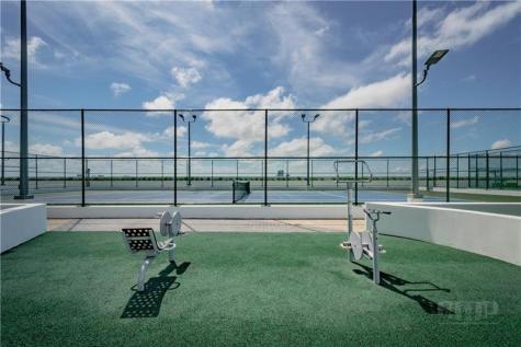 16385 Biscayne Boulevard Aventura FL 33160