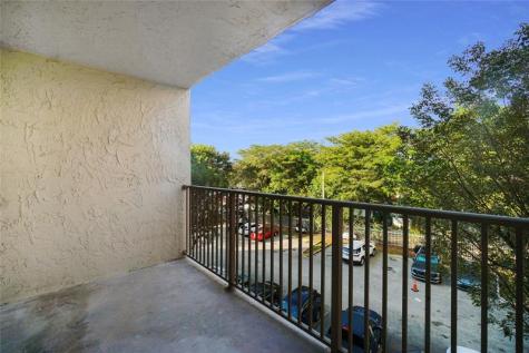 15231 SW 80th Street Miami FL 33193