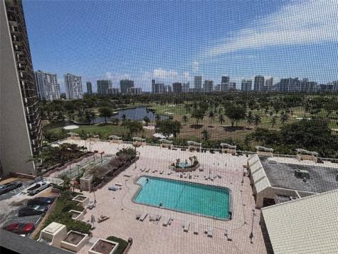 20301 W Country Club Drive Aventura FL 33180