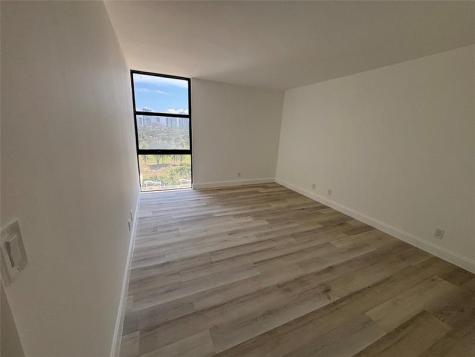 20301 W Country Club Drive Aventura FL 33180