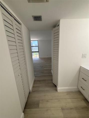20301 W Country Club Drive Aventura FL 33180