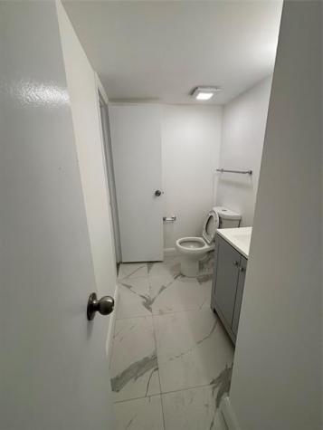 20301 W Country Club Drive Aventura FL 33180