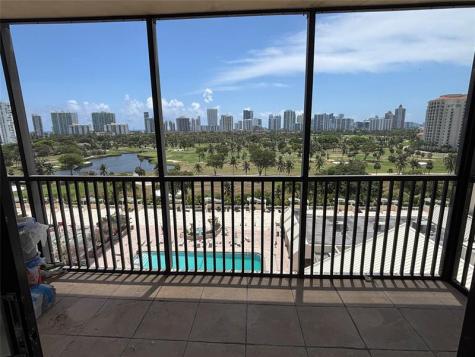 20301 W Country Club Drive Aventura FL 33180