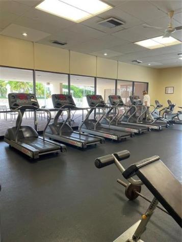 20301 W Country Club Drive Aventura FL 33180