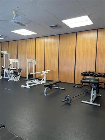 20301 W Country Club Drive Aventura FL 33180