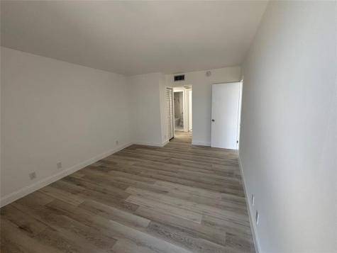 20301 W Country Club Drive Aventura FL 33180