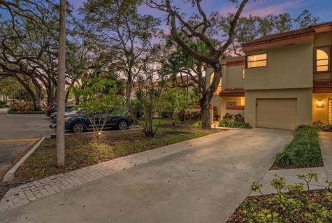 3317 Water Oak Drive Hollywood FL 33021