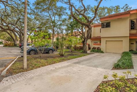 3317 Water Oak Drive Hollywood FL 33021