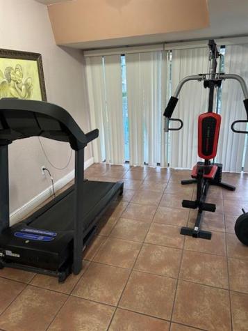 405 S Pine Island Road Fort Lauderdale FL 33324