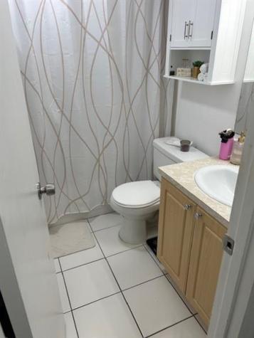 405 S Pine Island Road Fort Lauderdale FL 33324