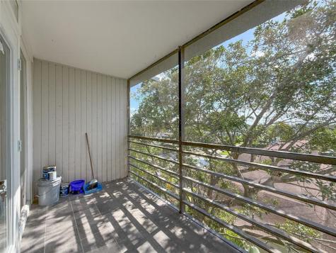 119 Royal Park Drive Oakland Park FL 33309
