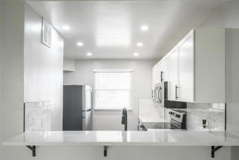 119 Royal Park Drive Oakland Park FL 33309